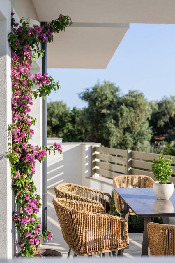 Helia All Seasons Apartments أستريس المظهر الخارجي الصورة