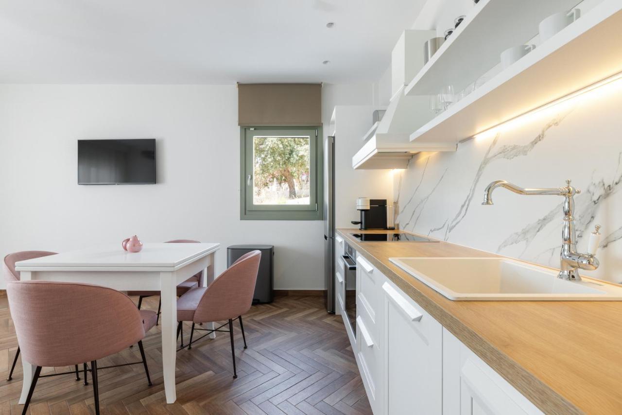 Helia All Seasons Apartments أستريس المظهر الخارجي الصورة